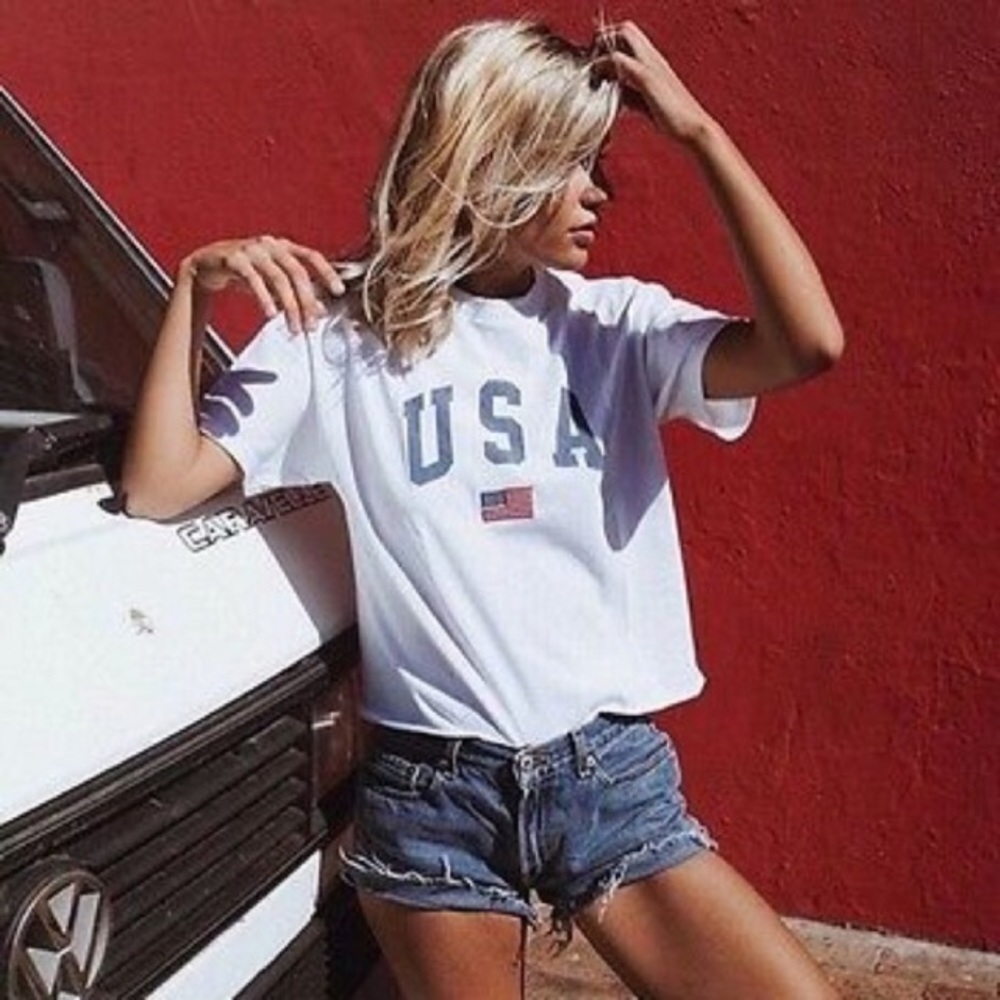 Brandy Melville Aleena USA T-Shirt
